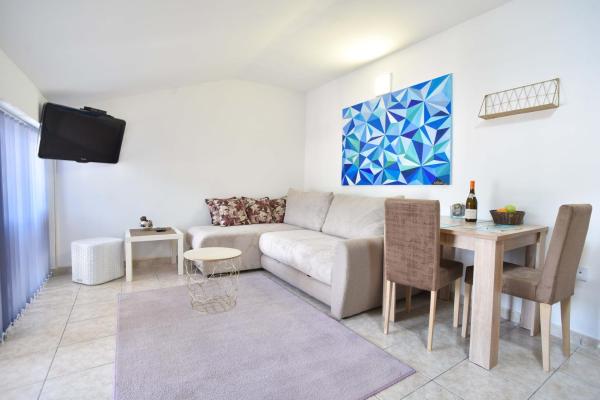 Apartman 3, Budva