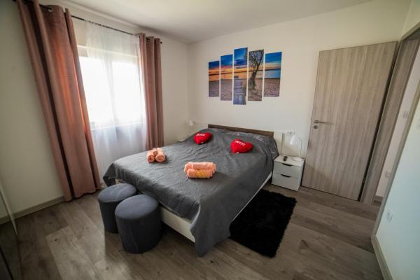 Nella foto è visibile l'oggetto Apartman Laura situato nella città di Solin (Salona).