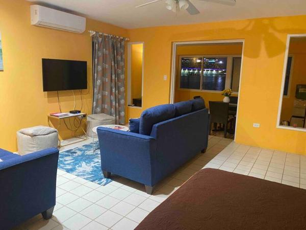 Fotografia 7: Condo By The Sea