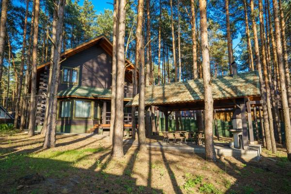 På bildet vises objektet Dacha 9 som ligger i byen Zhukin.