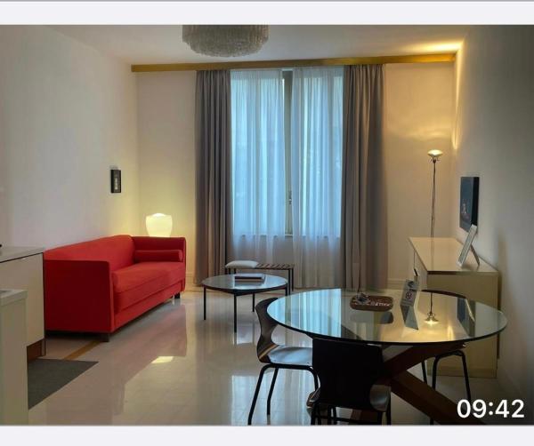 Auf dem Foto ist das Objekt Corso Novara 5 Design Apartments in der Stadt Neapel zu sehen.