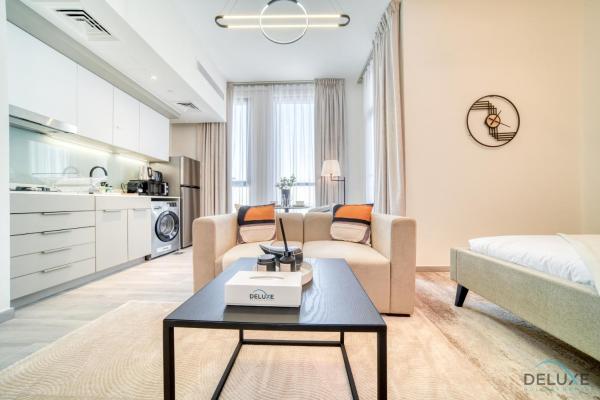 På billedet ses objektet Distinguished Studio at Mesk 1 Midtown Dubai Production City by Deluxe Holiday Homes beliggende i byen Dubai.