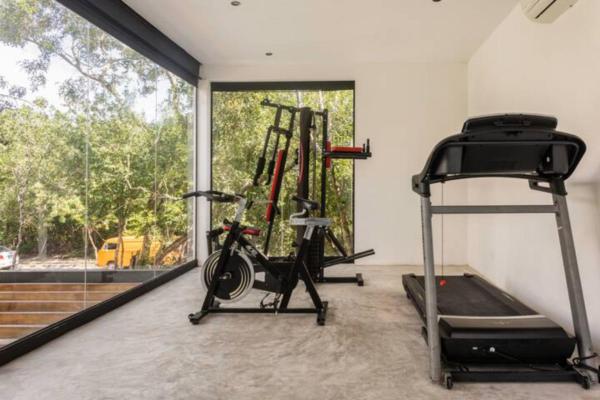 Kuva 6: Beautiful & Central Apartment MAREAS Gym Pool