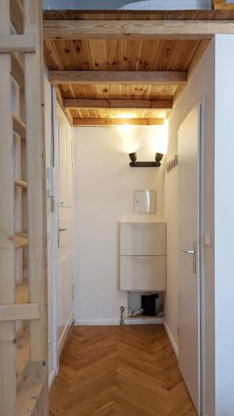 Фотография 6: Central, cozy, designed 1-BR Apt at Akazienkiez