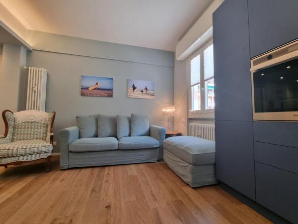 A la foto es mostra l'objecte U MAE MA, UN PASSO DAL MARE situat a la ciutat de Bogliasco.