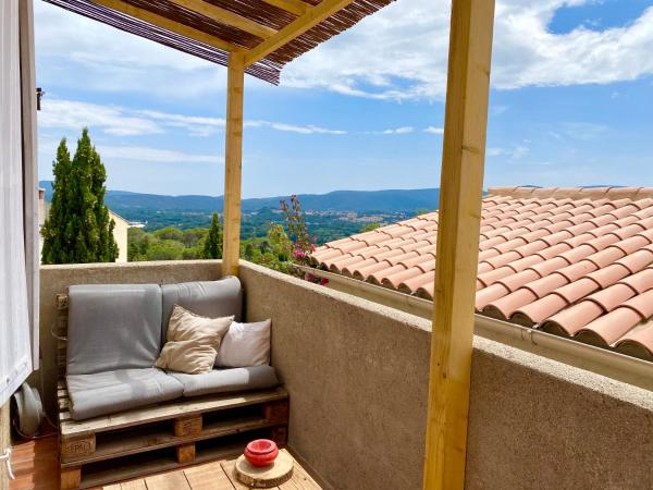 A la foto es mostra l'objecte Utopia appartement Grimaud village situat a la ciutat de Grimaud.