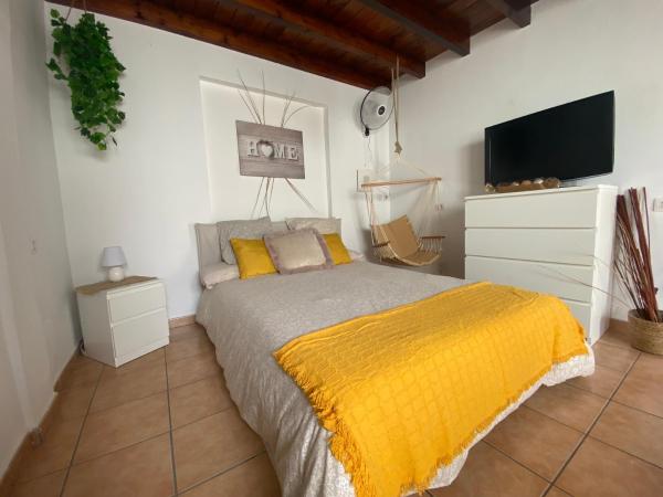 A la foto es mostra l'objecte HAPPY HOUSE NANE situat a la ciutat de Playa Honda.
