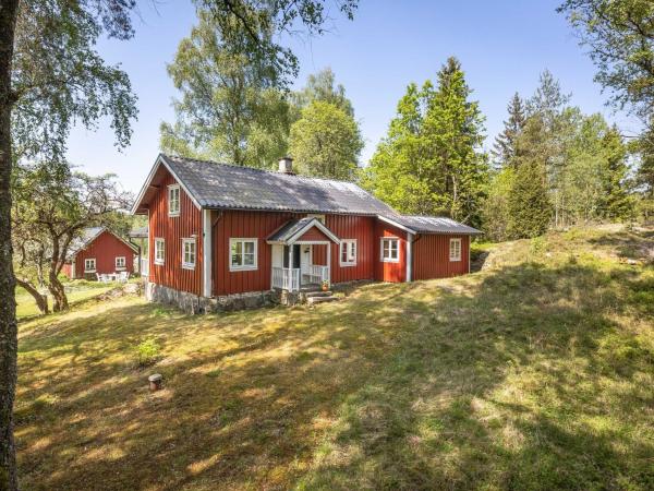 Na zdjęciu widoczny jest obiekt Holiday Home Måbäcken by Interhome położony w mieście Älekulla.