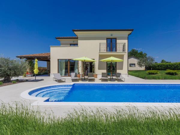Na zdjęciu widoczny jest obiekt Holiday Home Gasparini by Interhome położony w mieście Vranići.