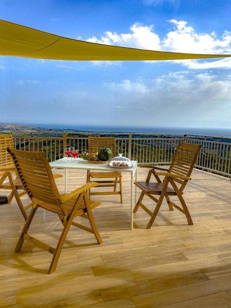 Na fotografii je vidět objekt Athena Agrigento Apartments nacházející se ve městě Agrigento.