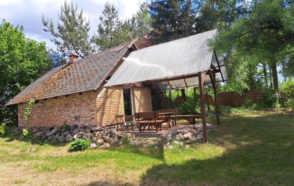 Na fotografii je vidět objekt Śródziemie Rohan nacházející se ve městě Leśno.