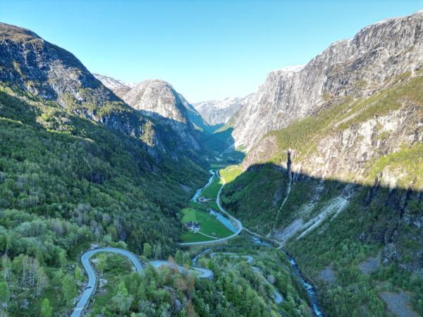A la foto es mostra l'objecte Stalheim Fjord og Fjellhytter situat a la ciutat de Stalheim.