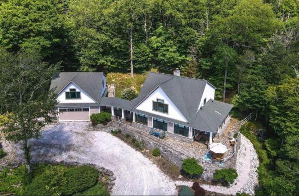 På billedet ses objektet Snow Dog Lodge beliggende i byen Beech Mountain.