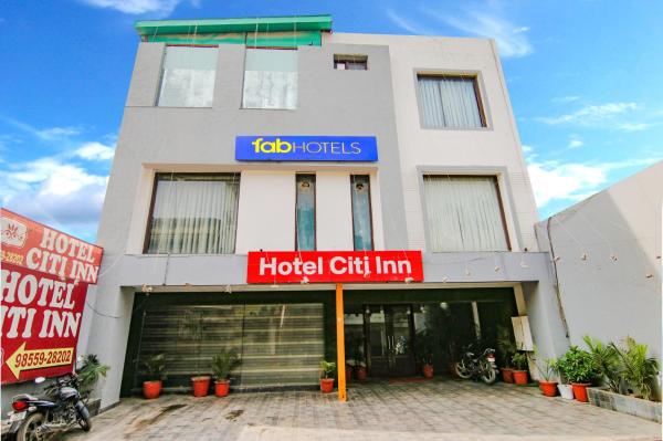 Townhouse Zirakpur Bus Stand Formerly Hotel Citi Inn - Zirakpur