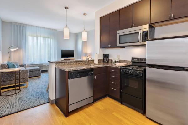 TownePlace Suites by Marriott Nashville Airport, Nashville