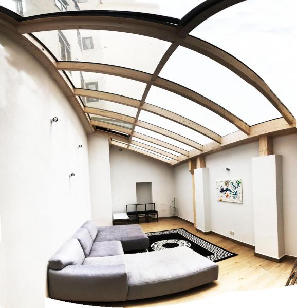 Stylish Loft Apartment City Center, Vienne