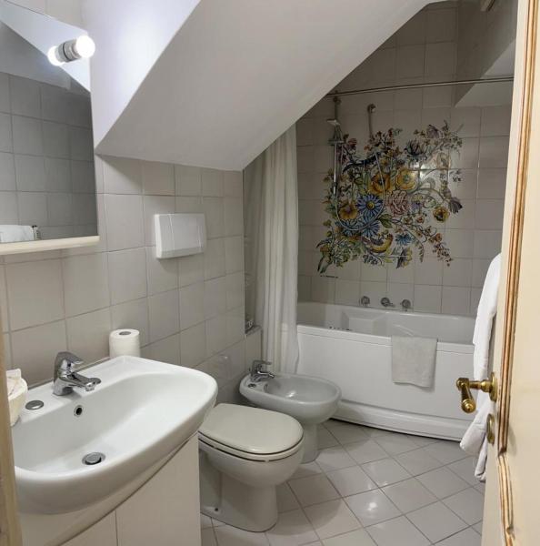A la foto es mostra l'objecte Il Ruscello di Casa Teresa situat a la ciutat de Positano.