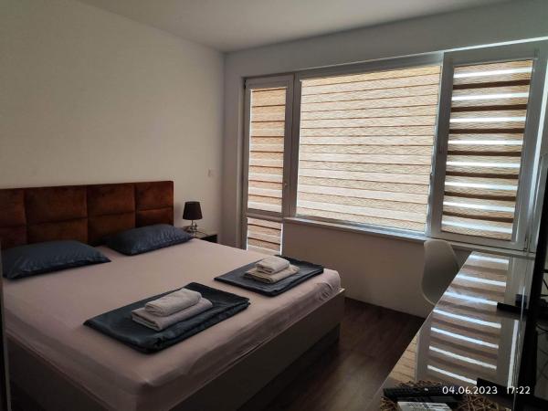 Na foto é possível ver o objeto DeTY's Apartment localizado na cidade de Prokhod.