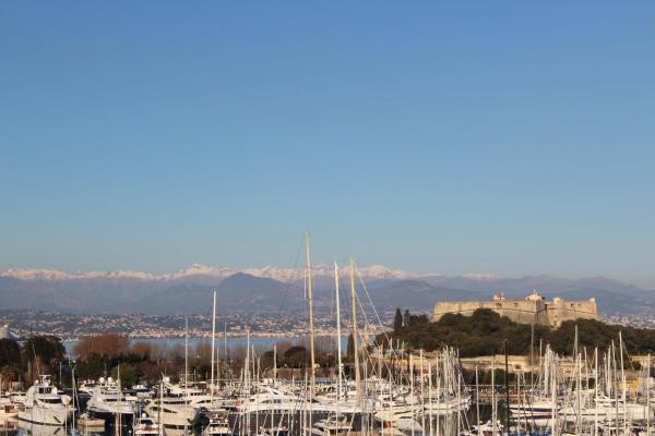 På billedet ses objektet Penthouse with extraordinary view beliggende i byen Antibes.