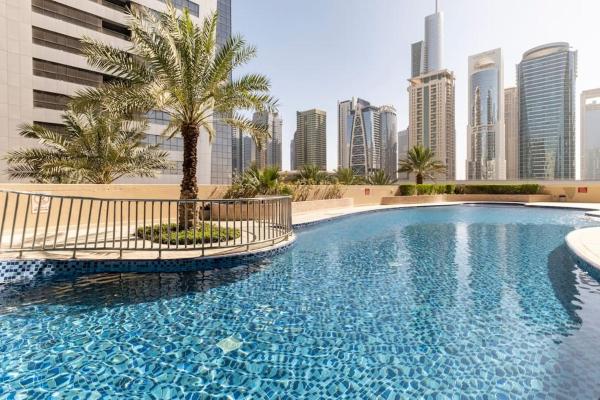Na fotografii je vidět objekt Holiday Home near beach & metro nacházející se ve městě Dubaj.