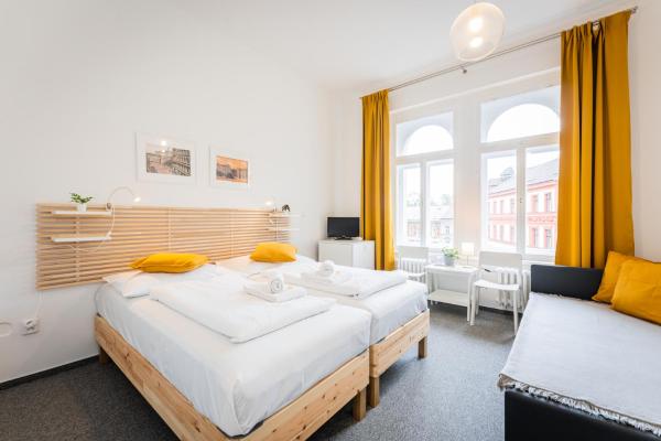 På billedet ses objektet Self-service Hotel Ostaš Praha beliggende i byen Prag.