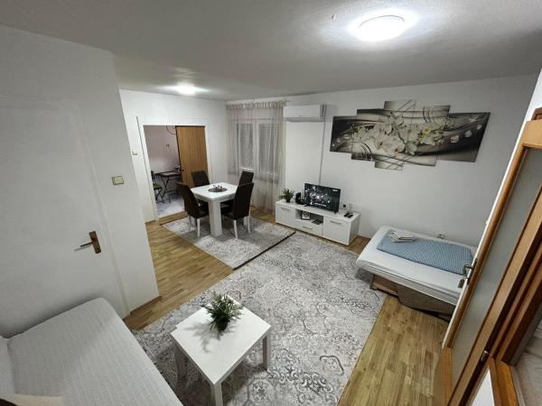 På billedet ses objektet Apartman Reyan beliggende i byen Jajce.