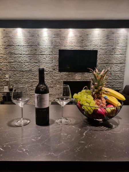 A la foto es mostra l'objecte LuxVilla situat a la ciutat de Ágioi Déka.