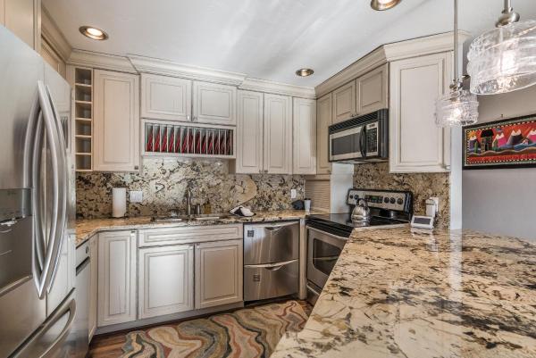 Billede 6: Bear Claw 209 - Ski-in Ski-out Condo!