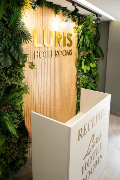 På bildet vises objektet Hotel Luris som ligger i byen Golem.