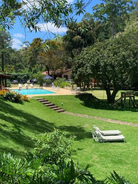 A la foto es mostra l'objecte Recanto da Paz Tur - Relax e charme na serra situat a la ciutat de Morro Azul.