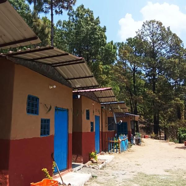 På billedet ses objektet 11 Gaon Mudhouse Homestay beliggende i byen Dogadda.