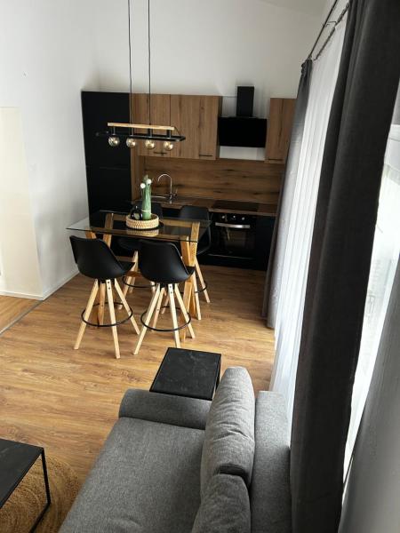 A la foto es mostra l'objecte Apartmani AS Mlinka situat a la ciutat de Vir.
