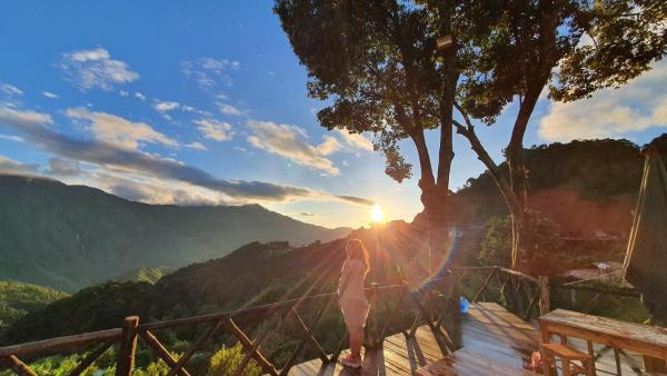 照片显示了位于Bắc Yên市的Lù Homestay Tà Xùa物件。
