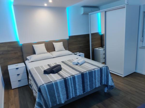 A la foto es mostra l'objecte Apartman Amadeus situat a la ciutat de Gradina.