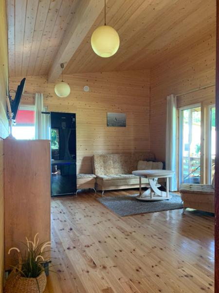 På bilden syns objektet Pociunai relax house som ligger i staden Pociūnai.
