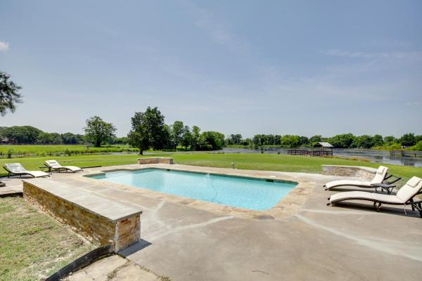 A la foto es mostra l'objecte Private Pool and Guest House Spacious Kemp Home! situat a la ciutat de Kemp.