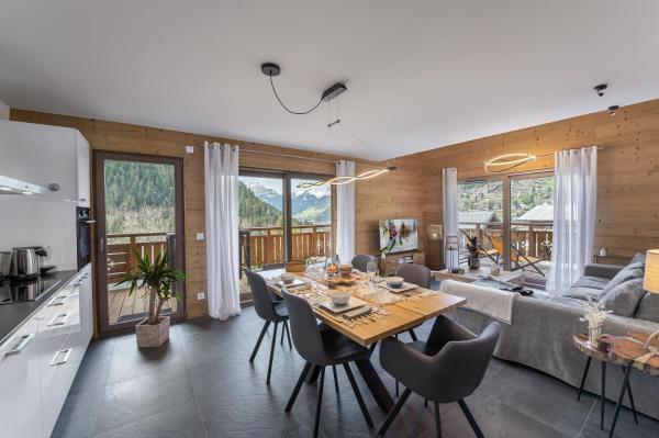 Na zdjęciu widoczny jest obiekt Alpujarra - Apt 303 - BO Immobilier - Châtel Multipass 2026 Activités en Été offert par votre hôte położony w mieście Châtel.