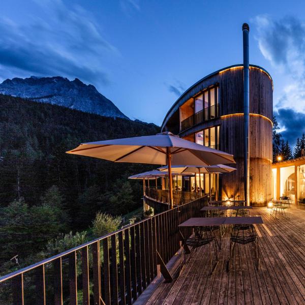 Hotel Arnica Scuol - Adults Only, Scuol