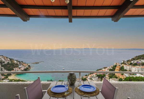 A la foto es mostra l'objecte Welhomy - Magnifique Maison Vue Mer - Roses, Bramer 13 situat a la ciutat de Roses.