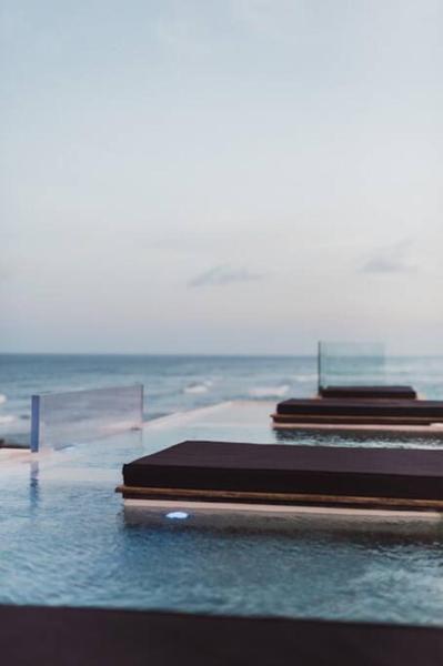 La photo montre l'objet TULUM Beachfront Villa I'Ik by Casa Xuul Tulum situé dans la ville de Tulum.