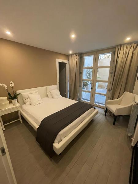 Na fotografii je vidět objekt Room Mondello 5 nacházející se ve městě Mondello.