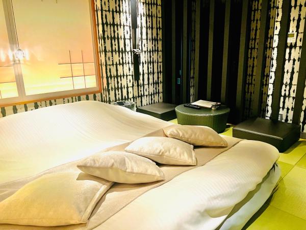 På billedet ses objektet Asokono Hotel beliggende i byen Kami-seya.