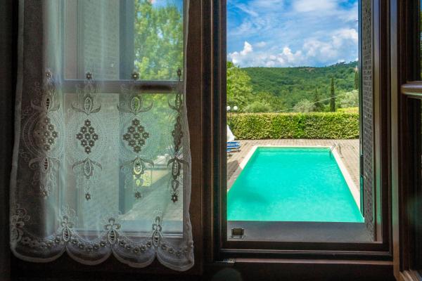 Experience The Charm Of Tenuta Le Caselle, A Cozy Farmhouse Surrounded By Nature And Comfort! - Arezzo