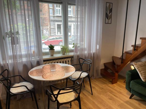 Na fotografii je vidět objekt Apartament Schodami do Nieba nacházející se ve městě Bytom.