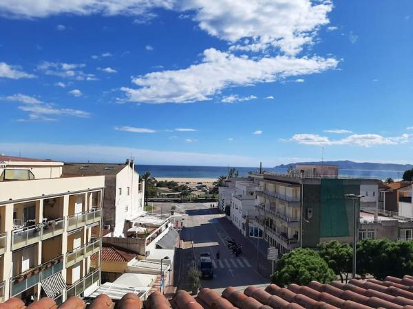 Apartamento Victoria, 300 m de la playa y de parking publico en la playa,100 m centro, L'Estartit