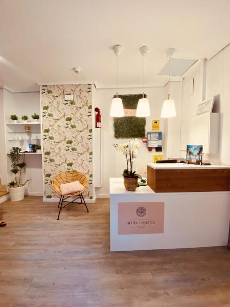 A la foto es mostra l'objecte Hotel Canada situat a la ciutat de Las Villas.