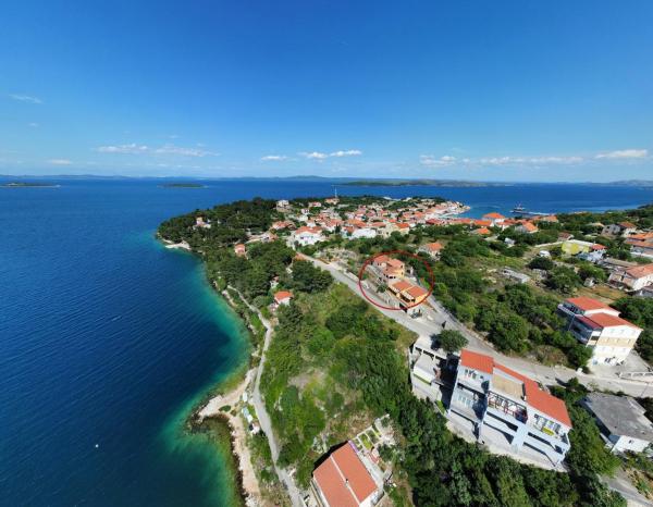 A la foto es mostra l'objecte Apartments with parking space Sali, Dugi otok - 17791 situat a la ciutat de Sali.