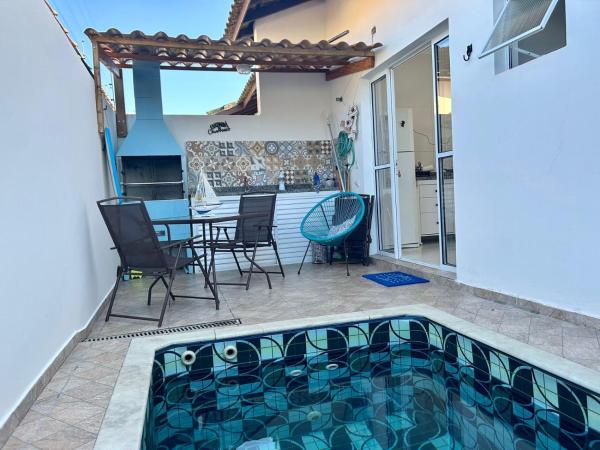 Casa com Piscina e Churrasqueira - lindíssima!, Itanhaém