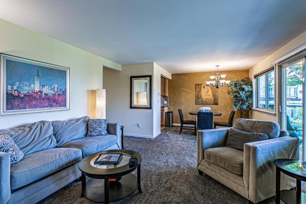 The Terrace, Best Area, Wd, 2 Baths, 2 Bedrooms, Jacuzzi Bath, Balcony, 925sf - Washington