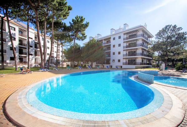 写真にはRoja- Pé市にあるT2 Apartment Falesia Beach Albufeiraが写っています。